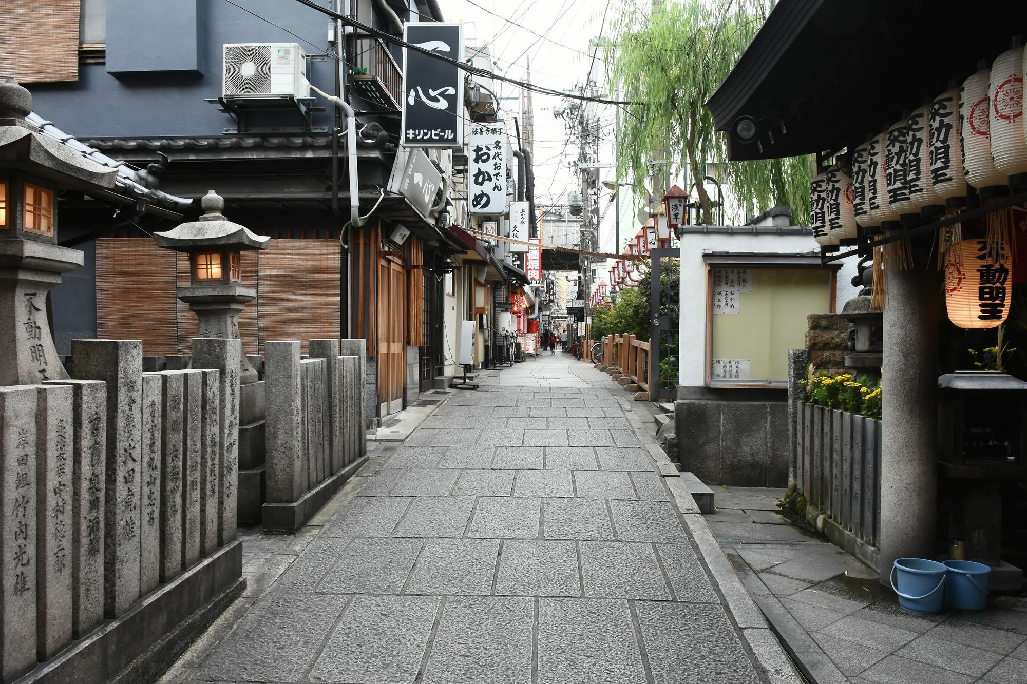 Hostel Enisia Namba Osaka Exterior photo